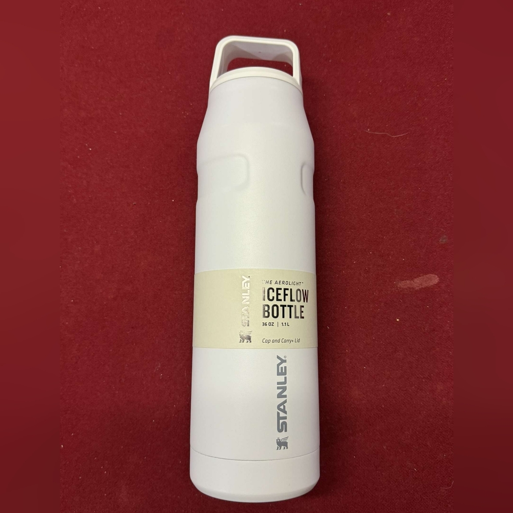 Stanley iceflow bottle 36oz white